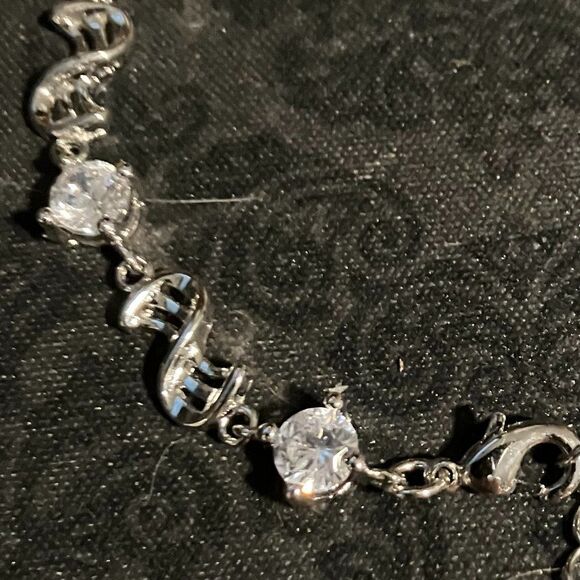 Silver and CZ Bracelet - Picture 3 of 4